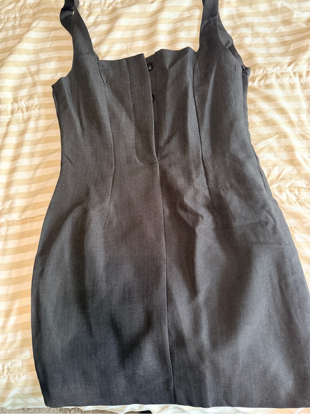 Classic Black Women's Sleeveless Sheath Dress